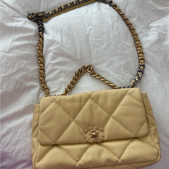 Yellow leather bag - Picture 2 of 8